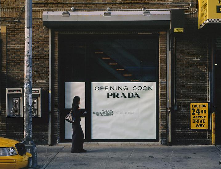 Michael Elmgreen and Ingar Dragset's 2001 exhibit, Opening Soon, at the Tanya Bonakdar gallery in New York – done without Prada's permission – was the precursor to the artists' Prada Marfa installation.